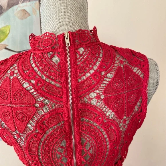 CHARLOTTE RUSSE STUNNING ❤️RED❤️ SPECIAL OCCASION DRESS SIZE MEDIUM 🌟EUC🌟 - Picture 6 of 12